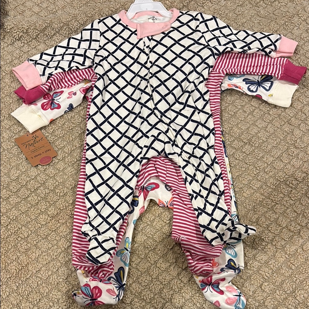 BRAND NEW! Never Worn!! 3 pack baby onesies from Touched by Nature